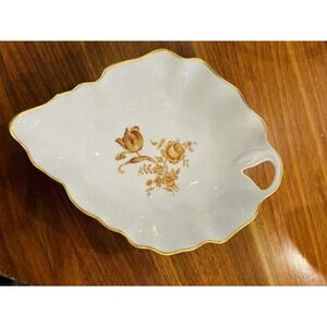 Limoges France Leaf Shaped Candy Nut Dish Floral Design Gold‎ Trim